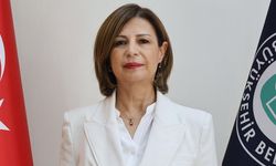 Ayşe Ünlüce CHP'den istifa ederek YENİ Parti'ye geçti