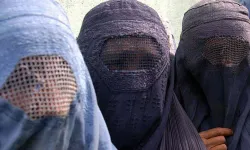 Burka ve peçe yasaklandı