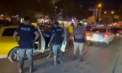 Bursa’da polis denetimlerinde 9 aranan kişi yakalandı: 400 bini aşkın lira ceza