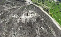 Çanakkale’de yangın sonrası ortaya çıktı: Definecilerin hedefindeki tümülüste kazı başlıyor!