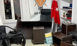 AKP ilçe başkanlığı binasına saldırı!