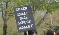 Mersin'de satırlı saldırgana 'ev hapsi'