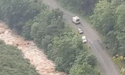 Giresun'da sel: Bir kadın ve 2 kızı sulara kapıldı!