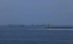 Hürmüz Boğazı'nda petrol tankeri vuruldu
