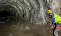 Nepal’de sel felaketi sonrası alarm! 900’den fazla kişi tünellerde mahsur...