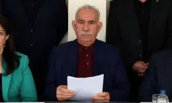 Öcalan’dan Özgür Özel’e: Demokrasinin yolu Silivri’den değil İmralı’dan geçer