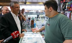 Özgür Özel Karamürsel’de esnafla buluştu: Emeklinin 8 çeyrek altını 2’ye düştü