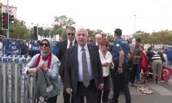 Ümit Özdağ’dan Anıtkabir’de 30 Ağustos ziyareti: “Bozkurt Ümit” sloganları yükseldi