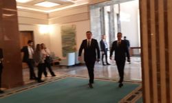 YENİ Parti’de kapalı grup toplantısı öncesi “af” tartışması
