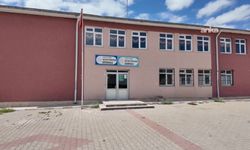 25 köyün kullandığı okula 4 derslik tepkisi!