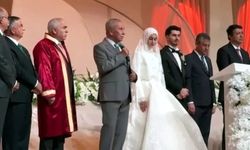 Davutoğlu’nun oğlunun nikâhında gündem olan sözlere Fatih Belediye Başkanı Turan’dan tepki