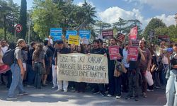 İstanbul Üniversitesi’nde öğrencilerden yemekhane zammına protesto