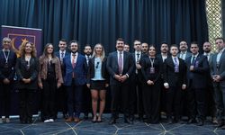 Hürriyet Partisi’nde Ali Gül yeniden genel başkan seçildi