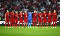 Türkiye-İtalya maçının 11'leri: Montella'dan sürpriz!