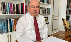 Hüseyin Çelik'ten Davutoğlu hakkında başlatılan soruşturmaya tepki