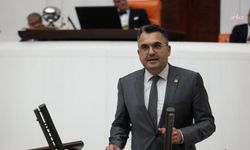 İYİ Partili Dalgın: "Ekonomi yönetiminin tüm toplum kesimlerini aynı anda fakirleştirmesi müthiş bir maharet"