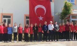 AKP ilçe başkanından okullara teftiş!