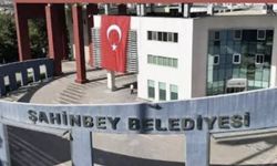 Öğrenci desteğinin duyurusuna 50 bin TL harcandı: Yardım mı, reklam mı?