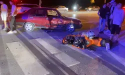 Bursa’da kavşakta can pazarı: Otomobil ile motosiklet çarpıştı, 2 genç yaralandı