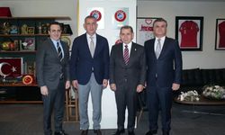 Dursun Özbek, İbrahim Hacıosmanoğlu ile bir araya geldi