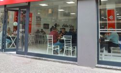 Dört çeşit yemek 150 TL!