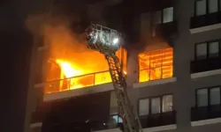 Bursa’da apartman yangını: 19 kişi hastaneye kaldırıldı!