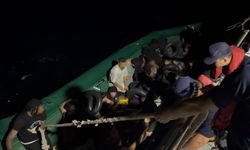 İzmir’de göçmen operasyonları: 56 kişi yakalandı, 20 kişi denizden kurtarıldı