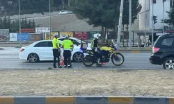 Karabük’te feci kaza: Yolun karşısına geçiyordu, otomobil çarptı!