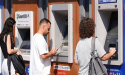 ATM'lerde kart devri kapanıyor: Şifre tuşlamak tarihe karışıyor