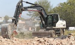 Konak’ta güvenlik seferberliği: 384 metruk yapı yıkıldı