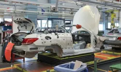 Mercedes’ten Almanya’da kritik uyarı! İki fabrika kapanabilir...