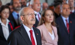 Kılıçdaroğlu, 'Büyük Atatürk' diye seslendi, Cumhuriyetin ikinci yüzyılı için demokrasi sözü verdi