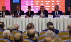 Bursa’da ekonomi masaya yatırıldı: Özel, iş insanlarıyla buluştu...