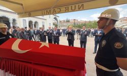 Şehit polis Batuhan Sarıyalçınkaya Giresun’a uğurlandı....