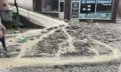Ayancık’ta sağanak sonrası yollar alarm verdi: Çökme ve taş düşmeleri yaşandı!