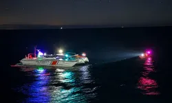 Tekirdağ açıklarında korku dolu anlar: Motoryat alevlere teslim oldu, 2 kişi kurtarıldı