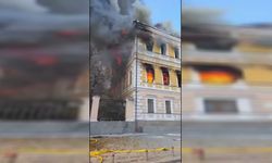 Kiev’de savaşın gölgesinde şok saldırı: Bilimler Akademisi binası vuruldu!