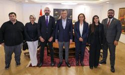 Özgür Özel YENİ Parti Genel Merkezi’nde ÇGD heyetini kabul etti