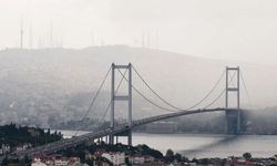 İstanbul'da sağanak ve fırtına alarmı: Günlerce sürecek