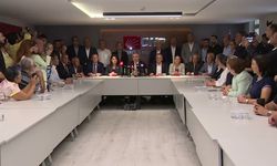 CHP Sözcüsü Müslim Sarı: Belediye başkanlarımızın tutuksuz yargılanmasını talep ediyoruz