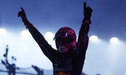 Singapur Grand Prix'sinde zafer Max Verstappen'in
