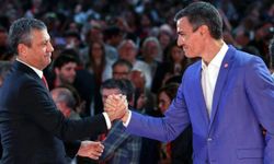 İspanya’da tren faciası: Özgür Özel’den Pedro Sánchez’e taziye mesajı