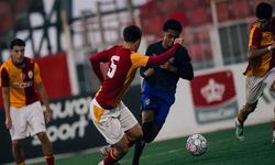 Genç Aslanlar Barcelona karşısında yıkıldı! Maçta kırmızı kart çıktı