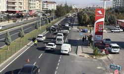 KPSS’ye yetişirken kaza yaptılar: 5 araç birbirine girdi!