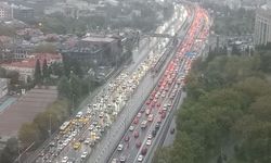 İstanbul'da trafik yoğunluğu yüzde 89!