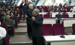Çiğli Belediye Meclisi'nde gerginlik! AKP'ye geçen Yıldız'a protesto!
