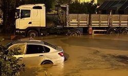 Valilikten sağanak uyarısı: Zorunlu olmadıkça dışarı çıkmayın