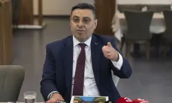İktidarı eleştiren AKP milletvekili Serkan Bayram’dan geri vites