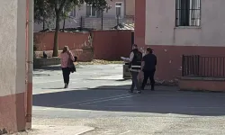 Okula silah getiren öğrenci yakalandı: Ailesi de gözaltında!