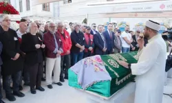 Sanatçı Necla Uygur’a veda: ‘Nejat Abi'nin yanına yolluyoruz onu’